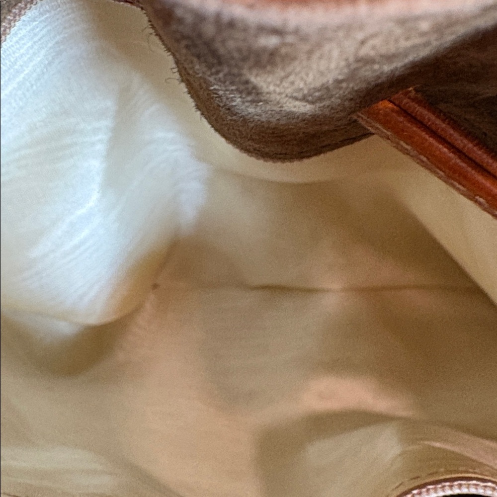 Celine Vintage Suede Leather Bucket Bag—STUNNING!! Excellent Condition!! - Picture 11 of 13